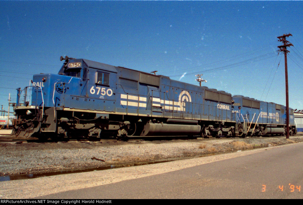 Conrail # 6750 & 5553